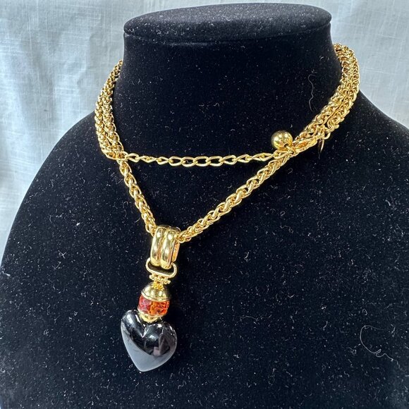 Vintage Joan Rivers 18K Gold Plated Black Heart Pendant Necklace - Picture 3 of 13